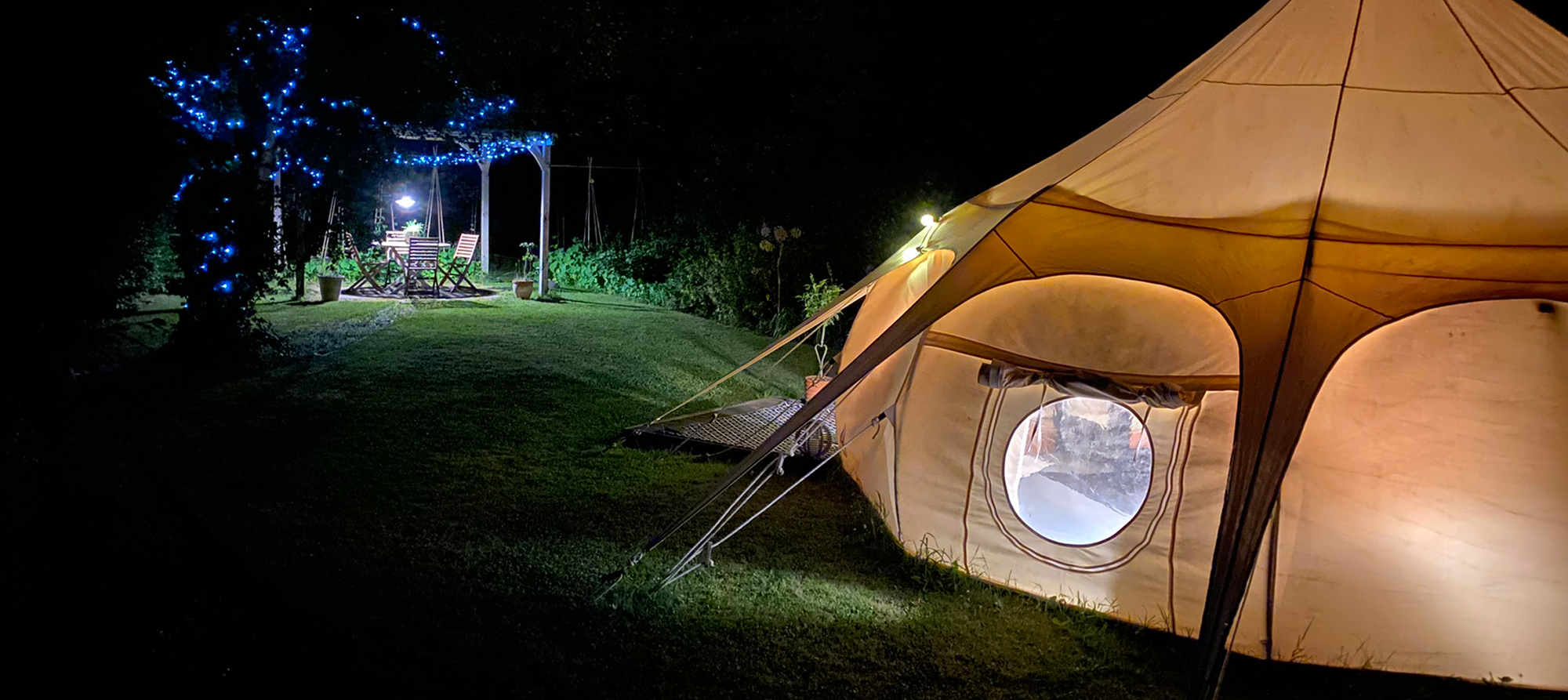 Bell tent glamping in Lymington